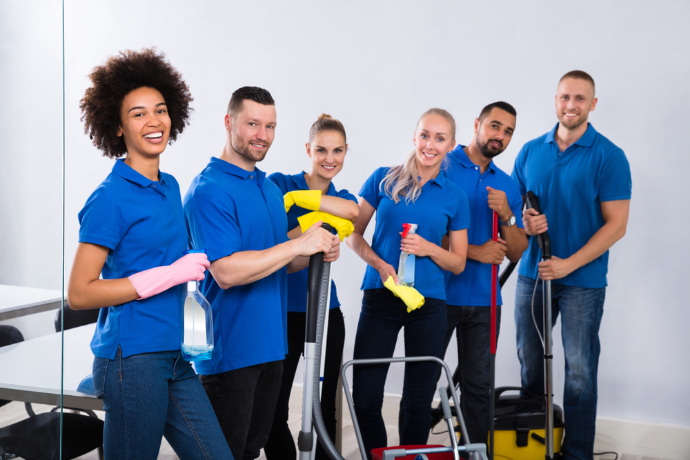How to Choose the Right Cleaning Company: 10 Steps to Follow 
