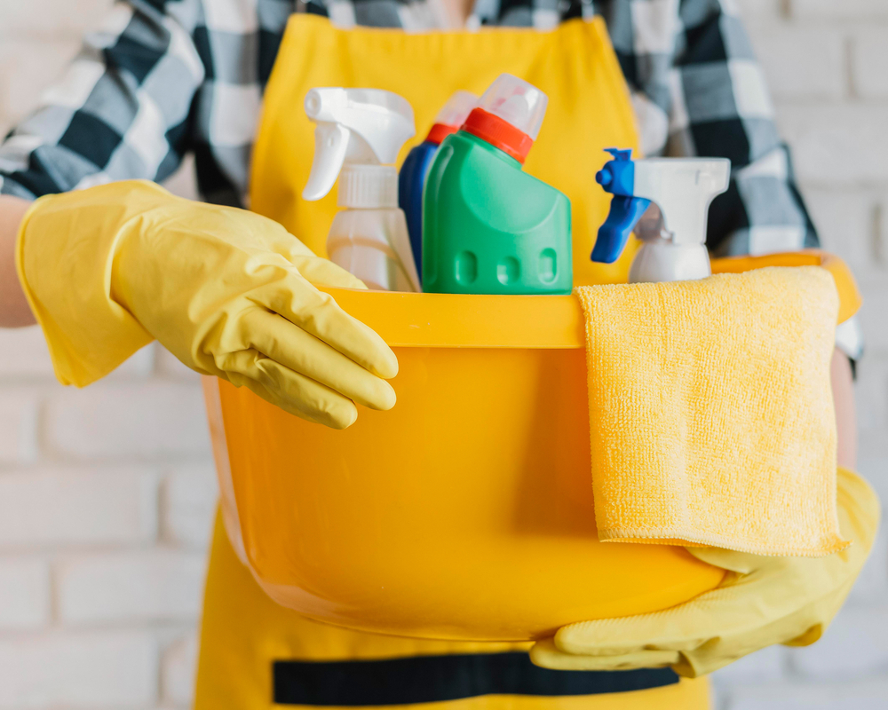 Top 10 Benefits of Investing in a Residential Cleaning Service 